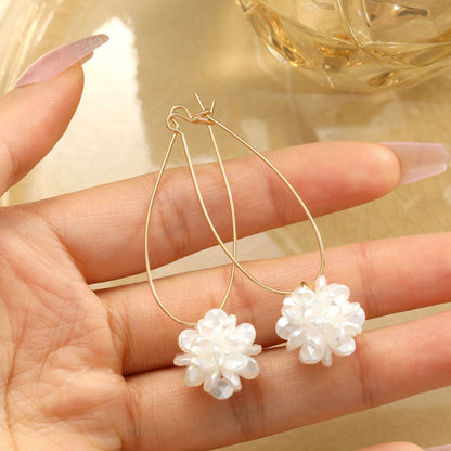 Cream Sweet Wind White Camellia Flower Earrings for Girls, Fresh, Sweet, Light Luxury Temperament, Ladies Style Earrings